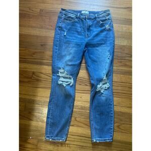 Vervet Skinny Jeans Blue Denim Med Wash 
Distressed